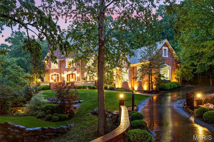 Property Photo:  1105 Shepard Oaks Drive  MO 63038 