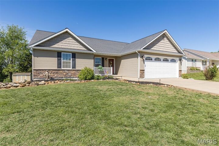 Property Photo:  407 N Haven Drive  MO 63640 