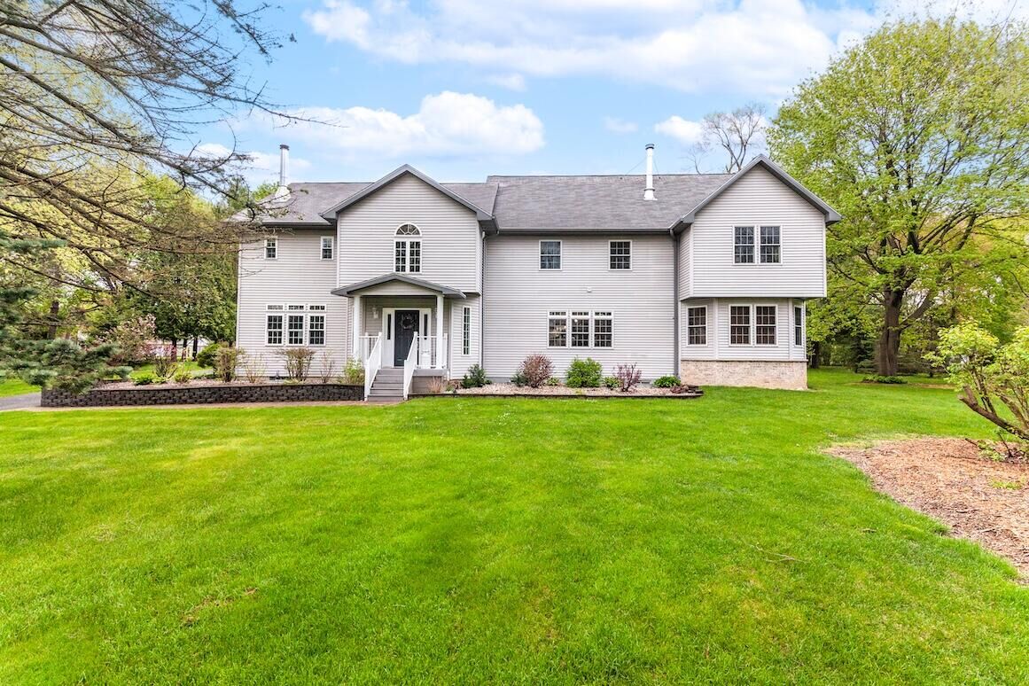 Property Photo:  W329n4072 Lakeland Dr  WI 53058 