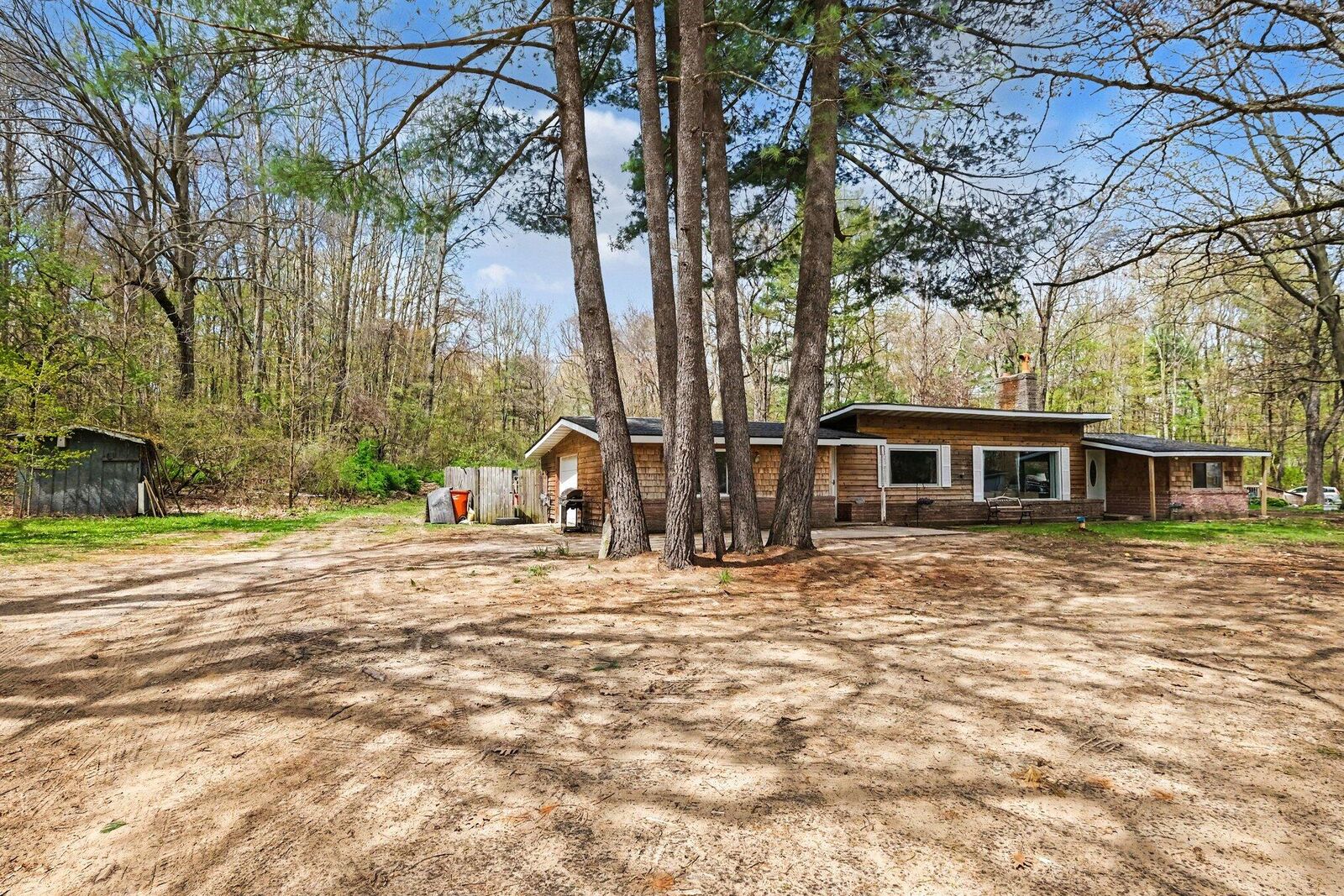 Property Photo: 12502 McMurty Drive NE MI 49343