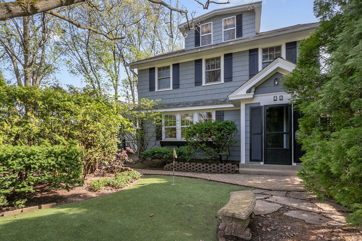 Property Photo:  46 Washington Circle  IL 60045 