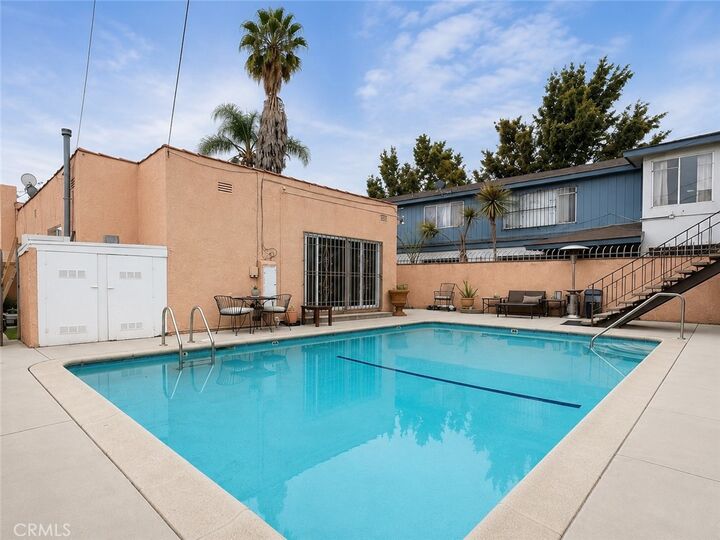 Property Photo:  1933 S Corning  CA 90034 