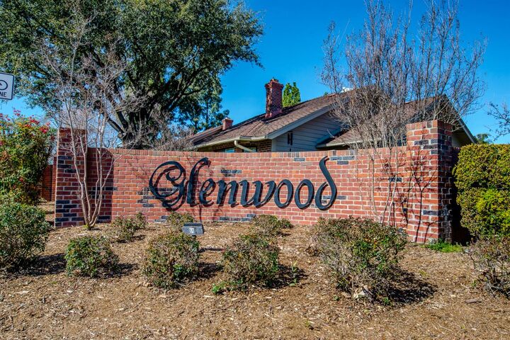 Property Photo:  962 W Cross Street  CA 95695 