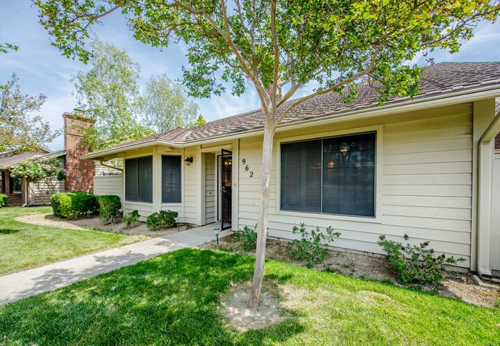 Property Photo: 962 W Cross Street CA 95695