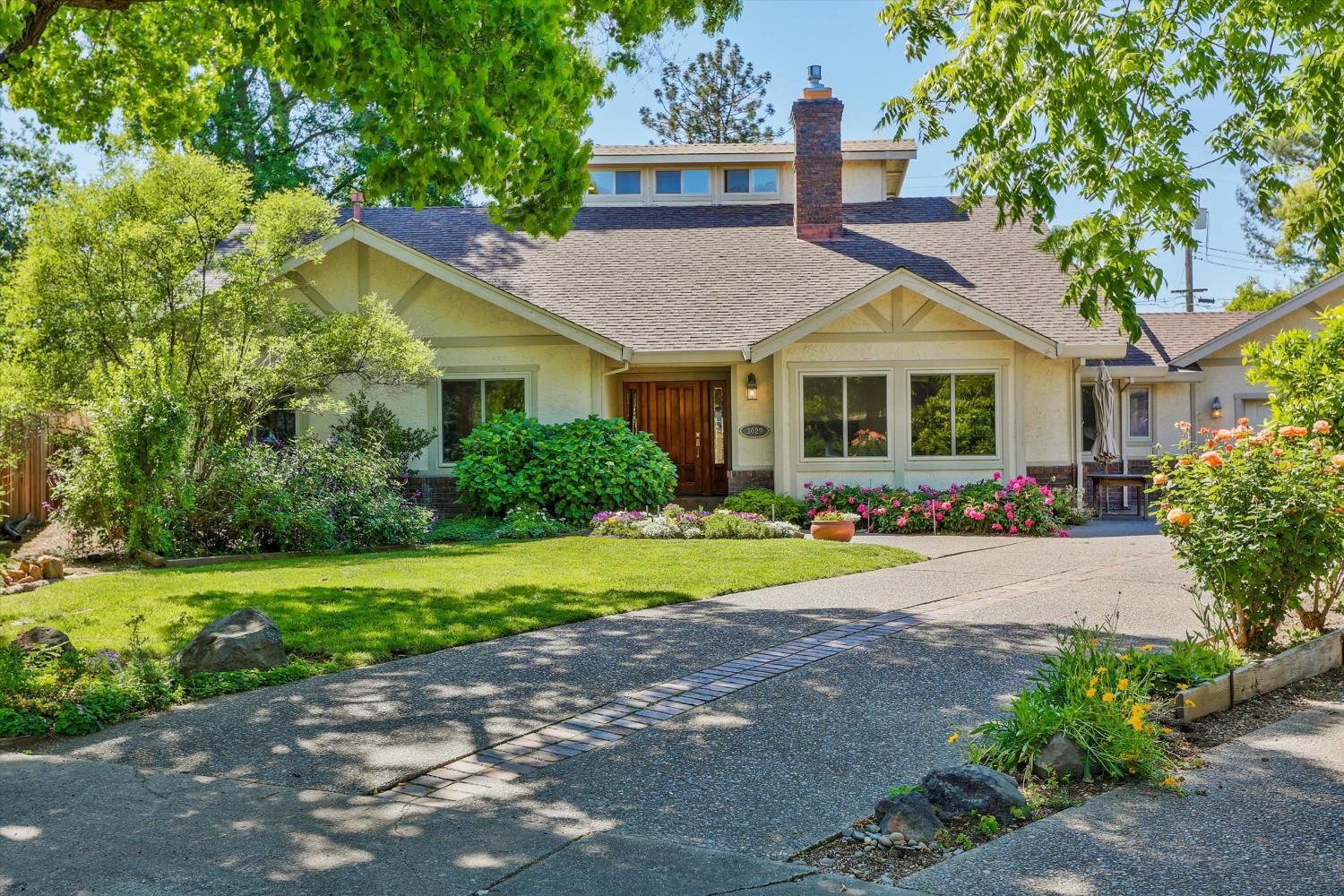 Property Photo: 3029 Merrick San Way CA 95608