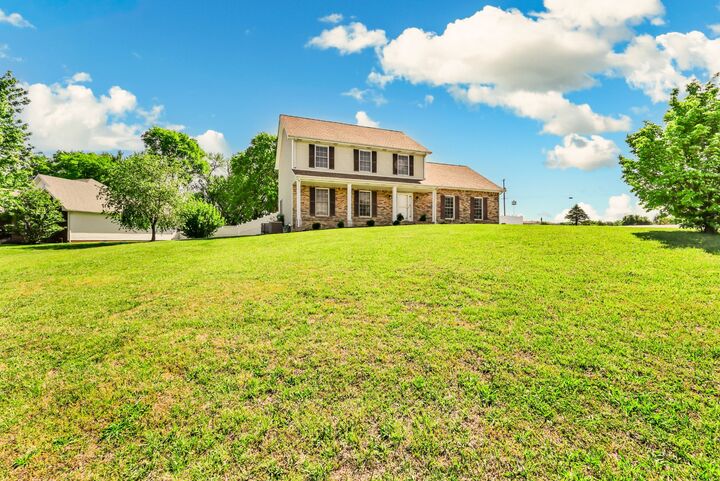 Property Photo:  1121 Lucas Wayne Dr  TN 37043 
