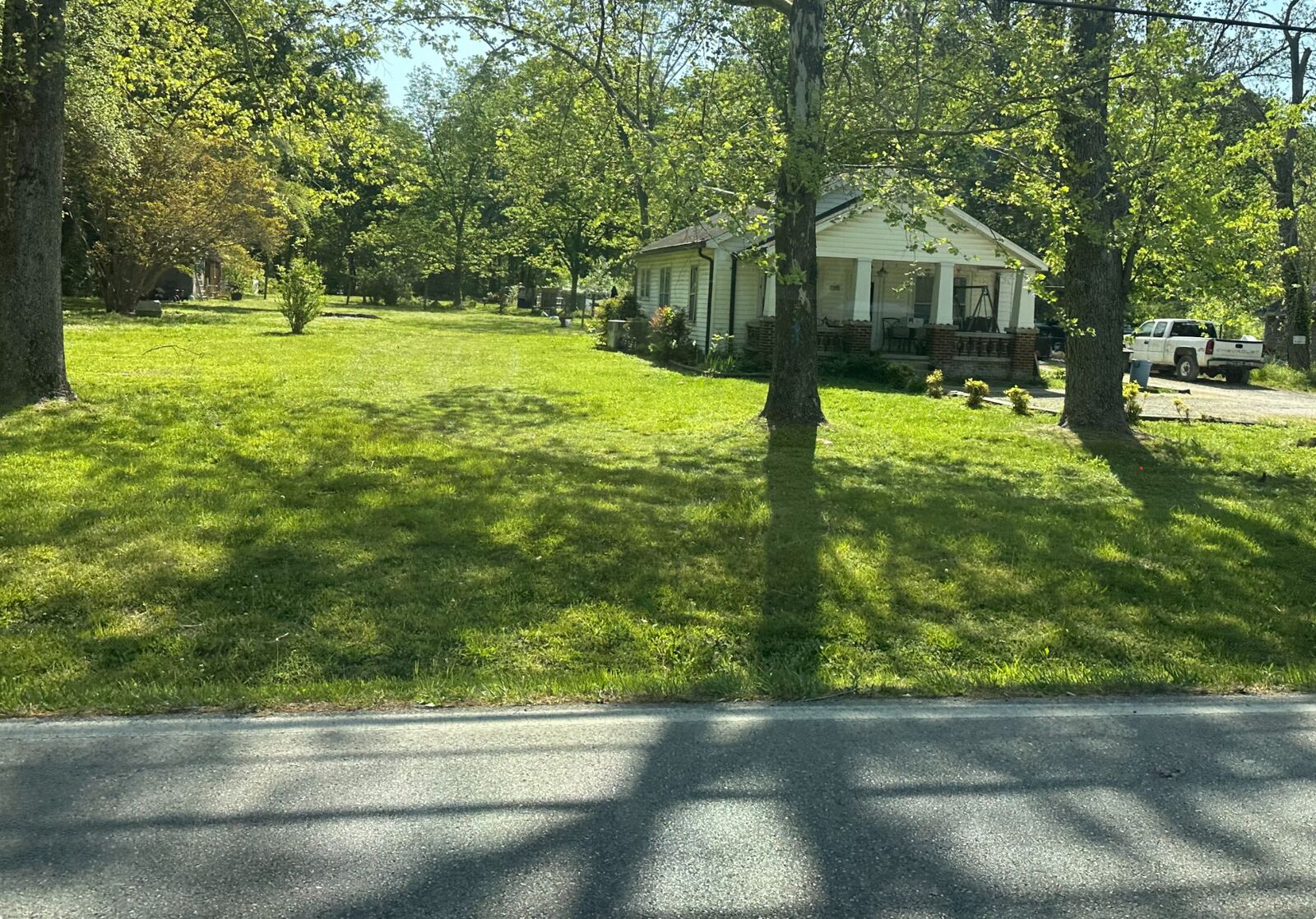 Property Photo:  609 Westside Dr  TN 37388 