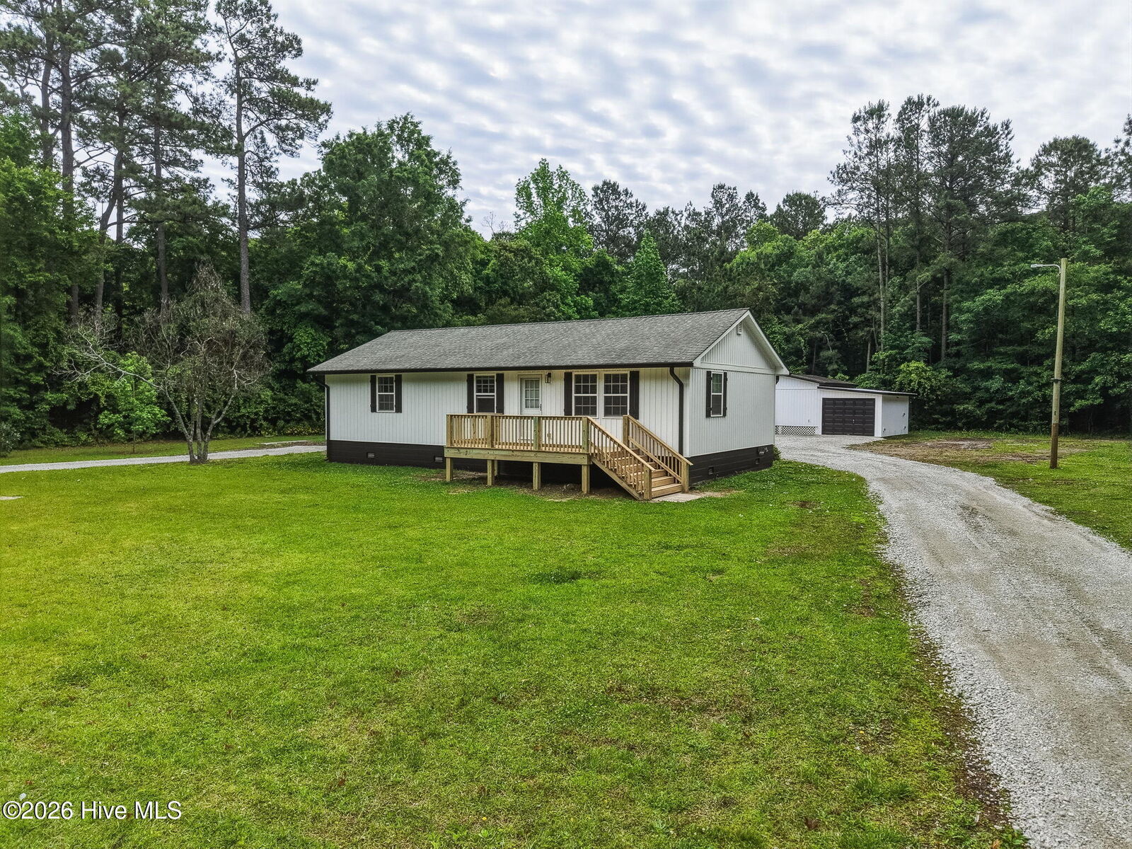 Property Photo:  206 Village Drive  NC 28516 
