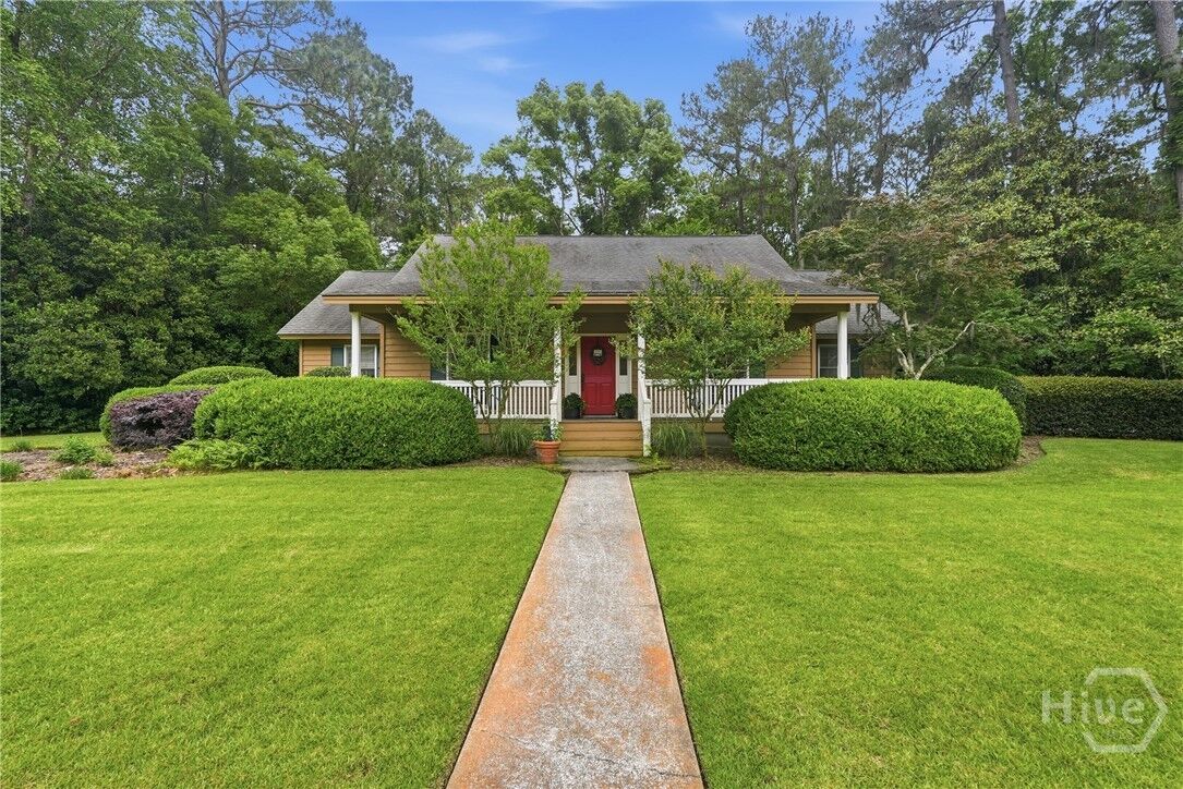 Property Photo: 3 Garmany Lane GA 31406