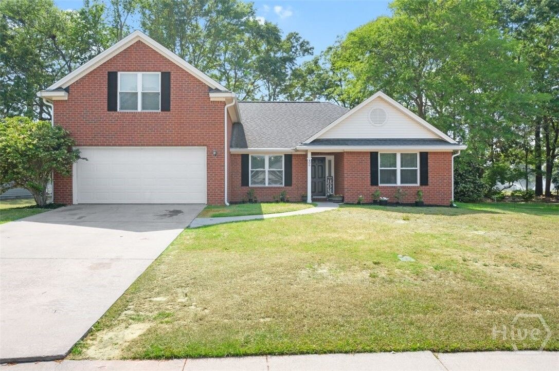 Property Photo: 406 Roberts Way GA 31326