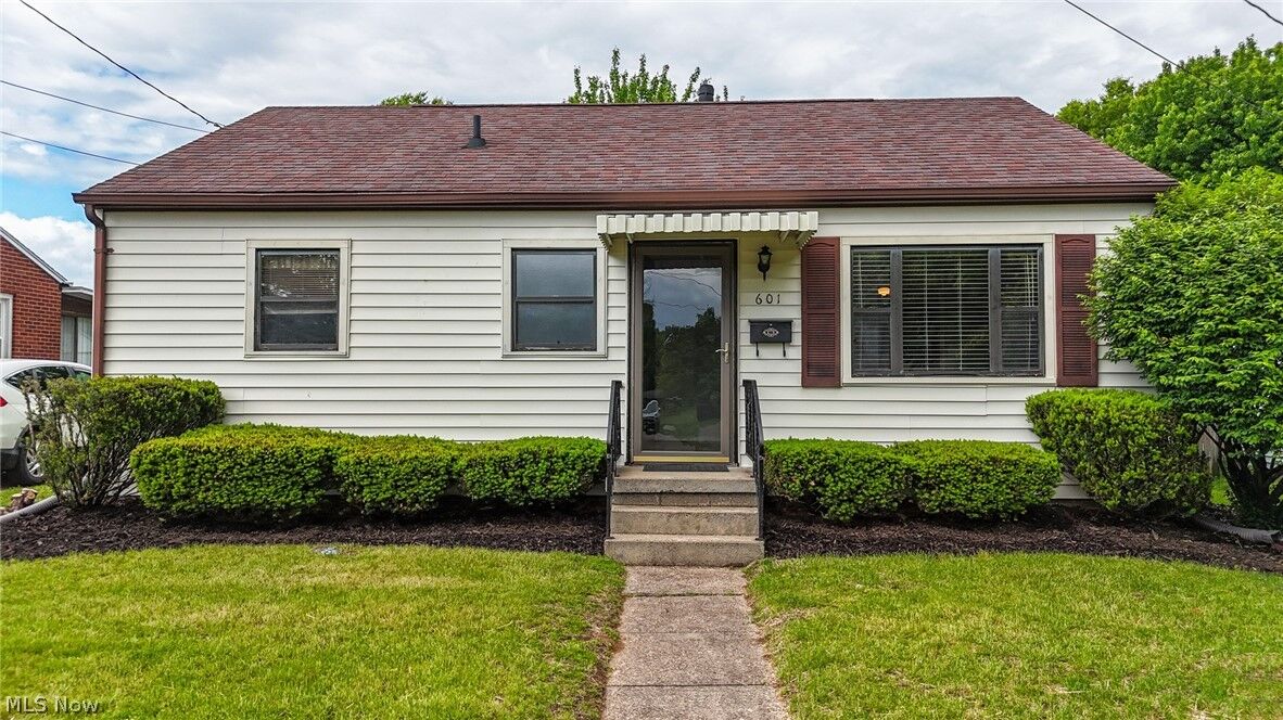 Property Photo:  601 41st Street  WV 26105 