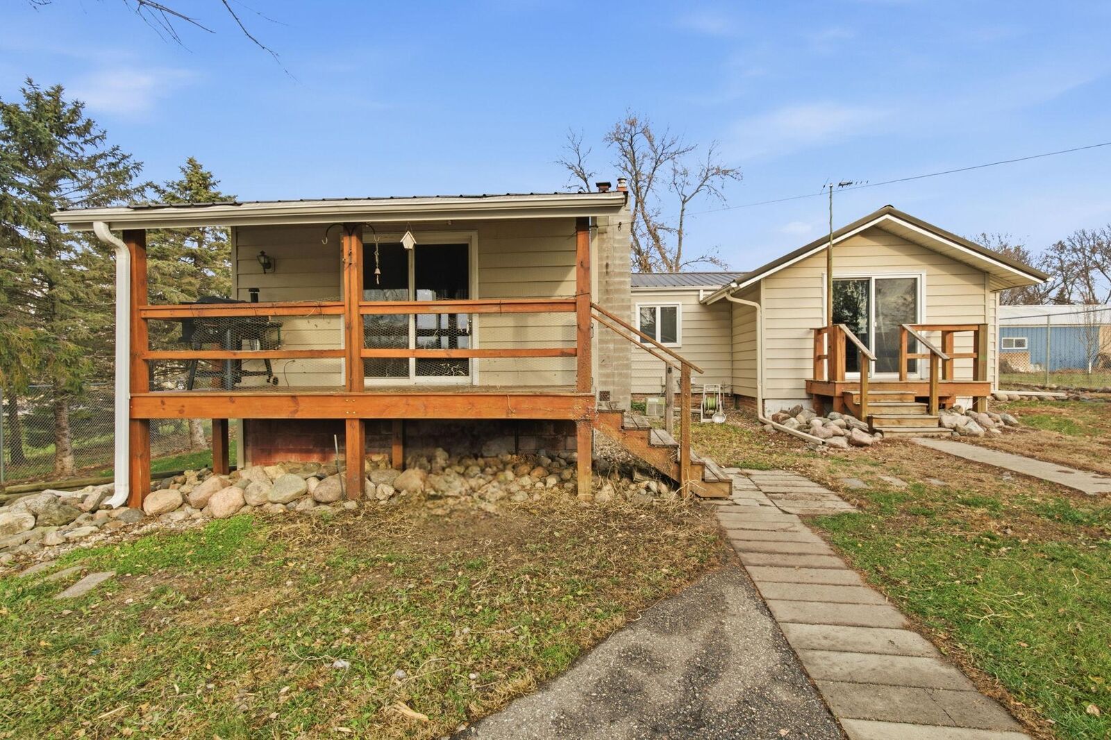 Property Photo:  19936 Major Avenue  MN 55350 