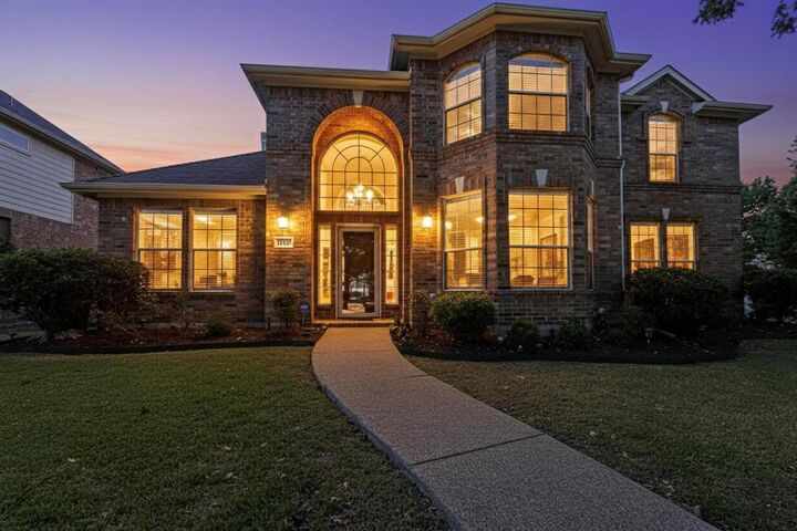 Property Photo:  1808 Paddington Court  TX 76017 