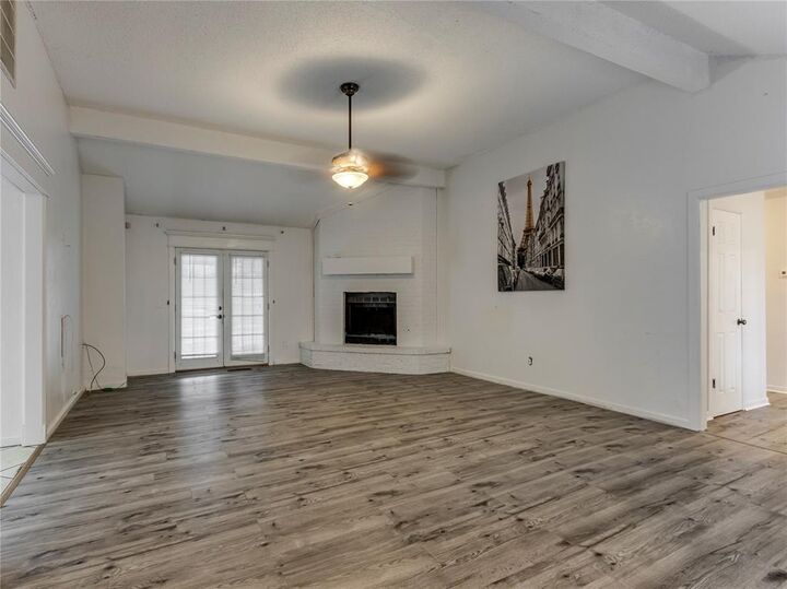 Property Photo:  8001 NW 113th Street  OK 73162 
