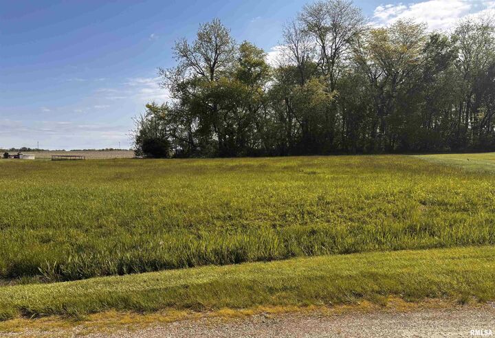 Property Photo: 1065 Spoden Lane IL 61401
