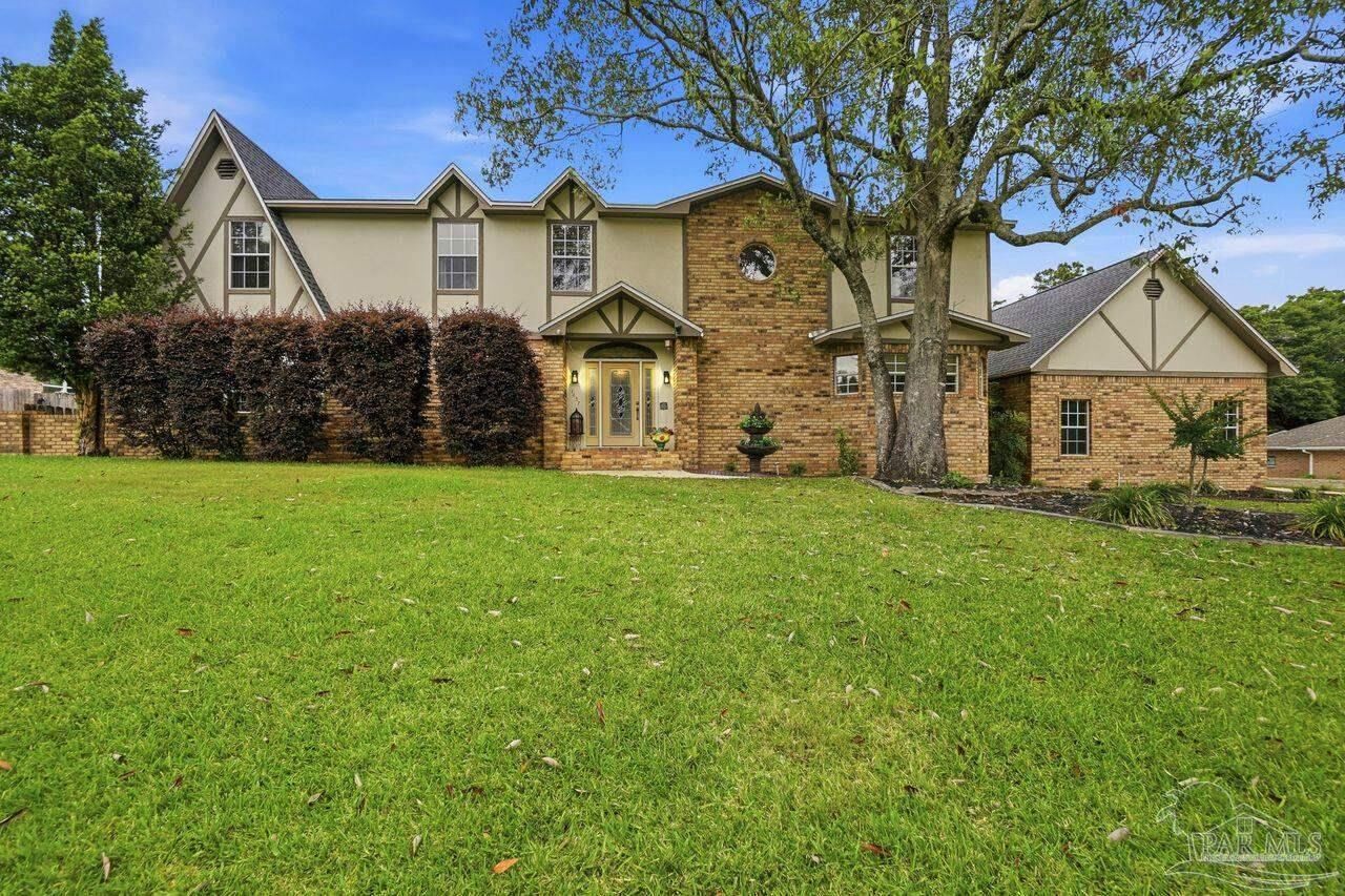 Property Photo:  1437 Kings Rd  FL 32533 