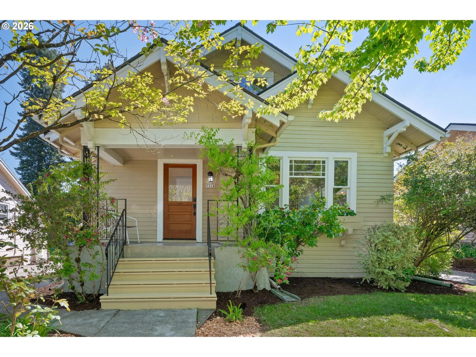 Property Photo:  7316 N Kerby Ave  OR 97217 