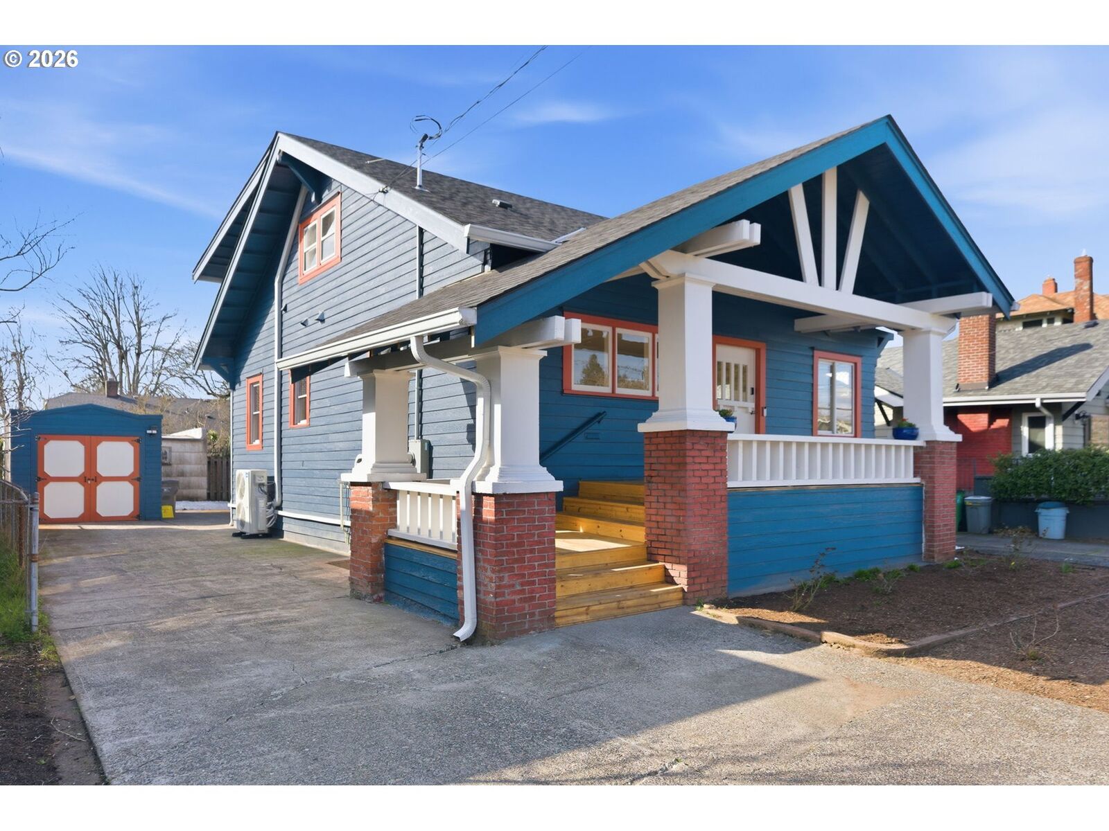Property Photo:  2945 NE 57th Ave  OR 97213 