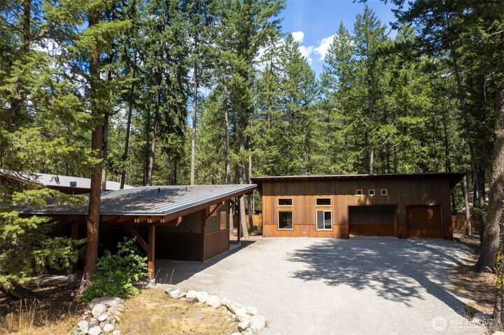 30 Amp Rv Connection 2 bed Mazama home for sale: 16 Littell Road, Mazama, WA 98833
