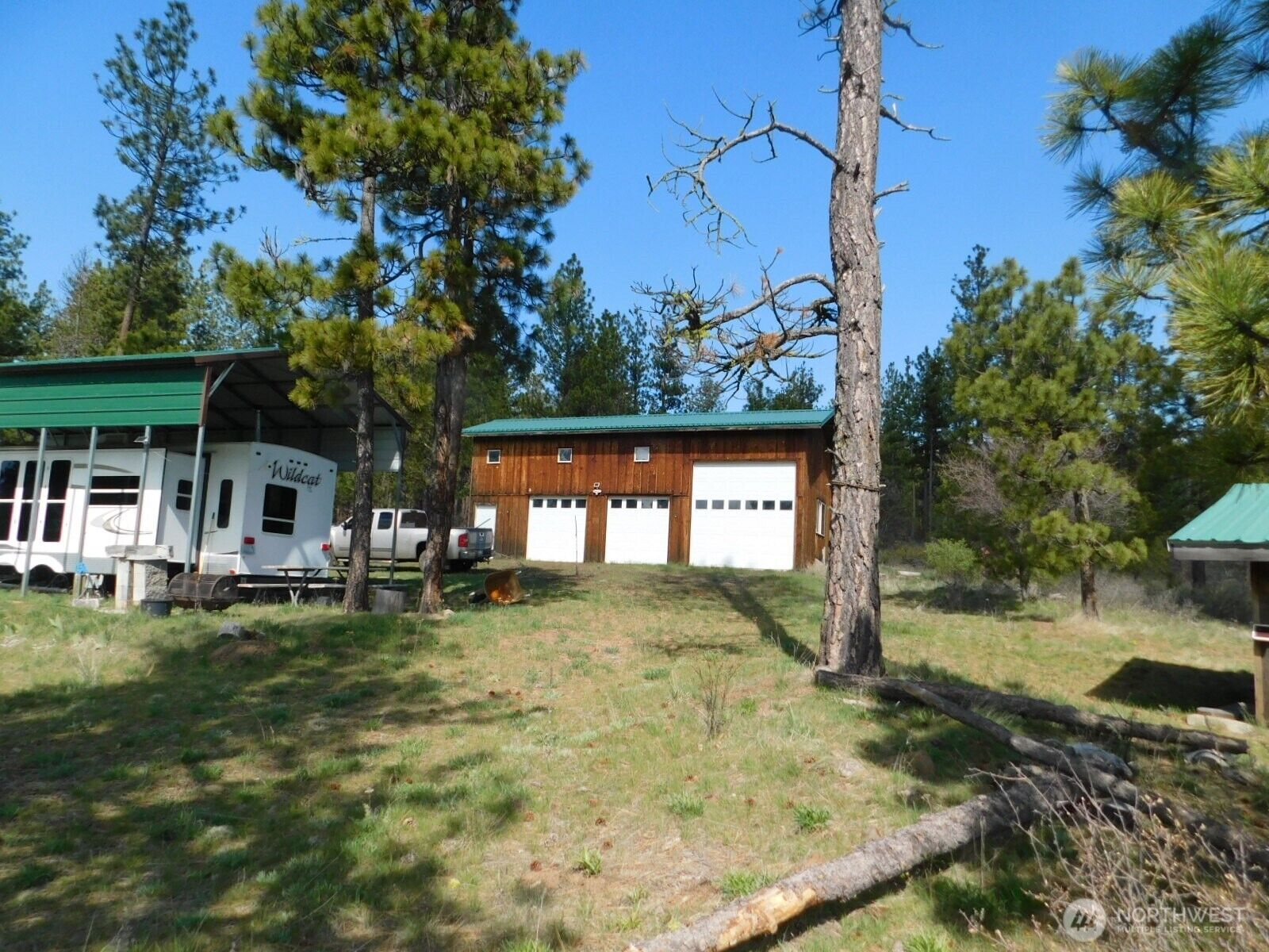 Property Photo:  627  Pine Creek Road  WA 99356 