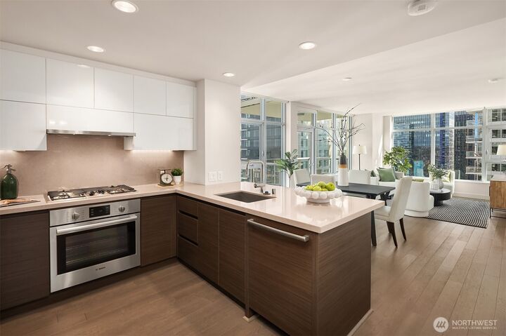 Property Photo:  583  Battery Street 3002N  WA 98121 