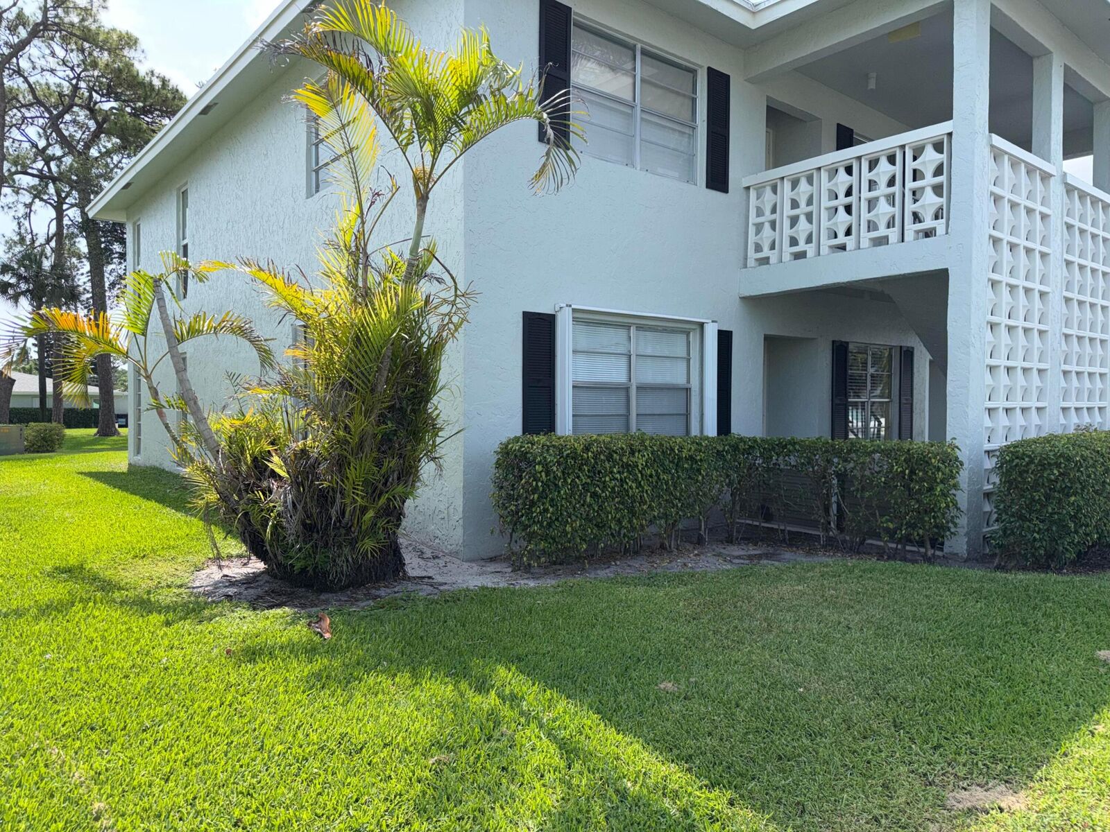 Property Photo:  1030 Silk Oak Terrace 101  FL 33445 