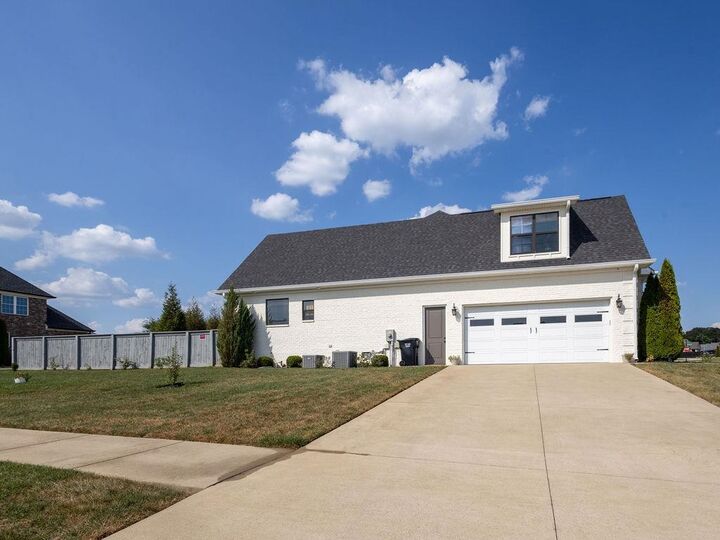 Property Photo:  8691 Drakes Boulevard  KY 42122 