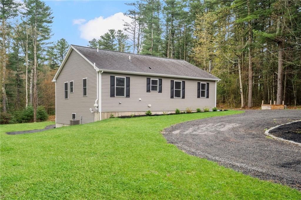 Property Photo:  43 Weeks Hill Road  RI 02837 