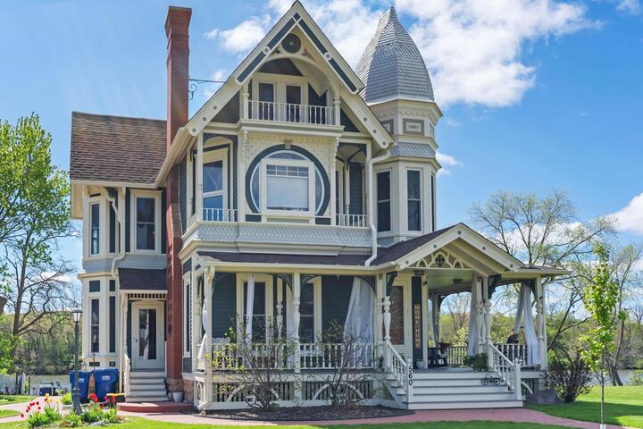 Property Photo:  560 Water Avenue  WI 54364 