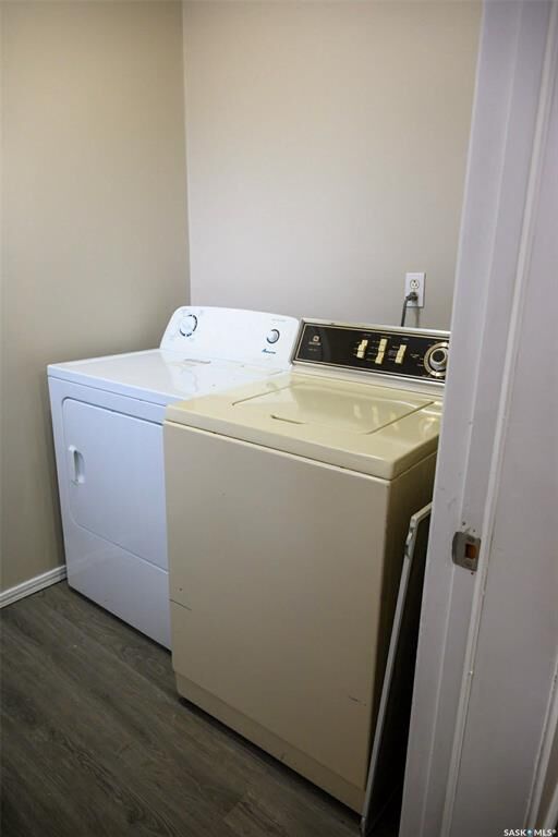 Property Photo: 2332 Edgar Street SK S4N 3L1