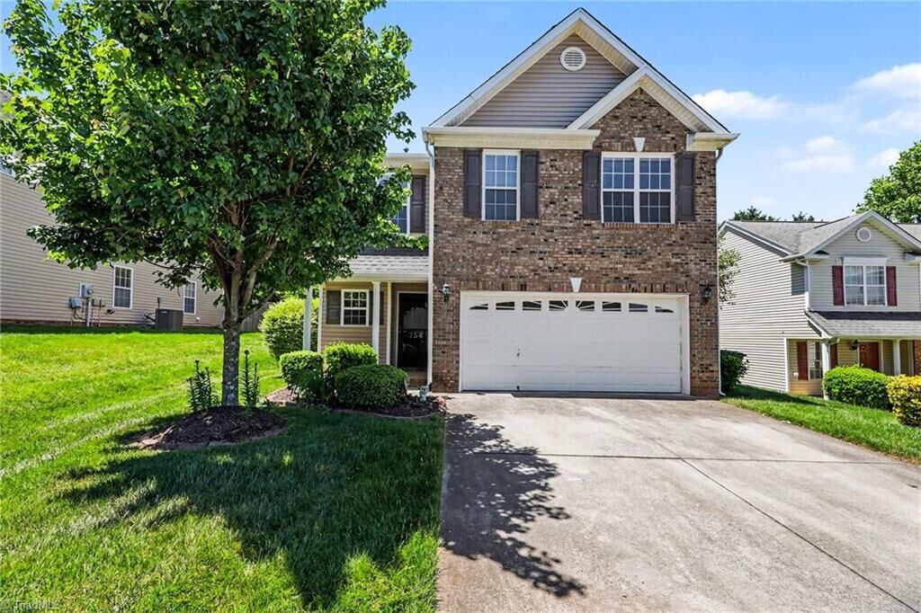 Property Photo:  754 Peachtree Meadows Circle  NC 27284 