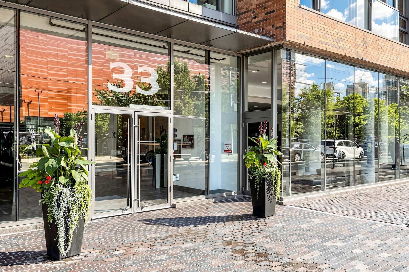 Property Photo:  33 Mill Street 210  ON M5A 3R3 