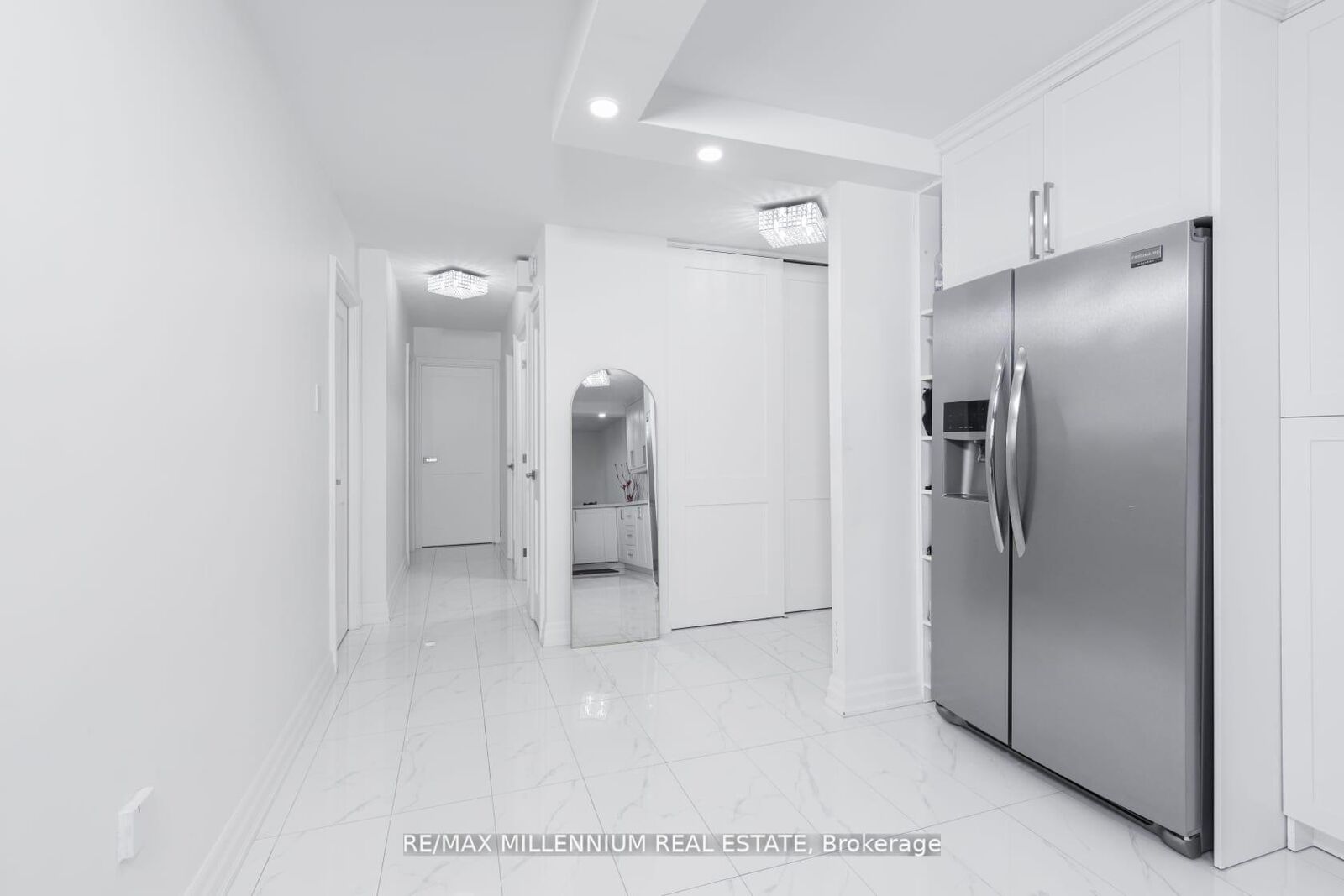 Property Photo:  2645 Kipling Avenue W 706  ON M9V 3S6 