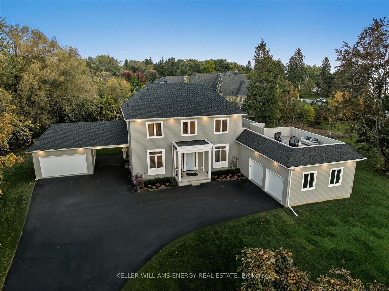 Property Photo:  631 Mill Street S  ON L1B 1L9 