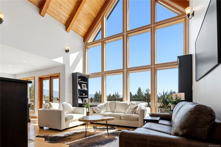 Property Photo:  5070 Katherine Dr  BC V9Y 9E4 