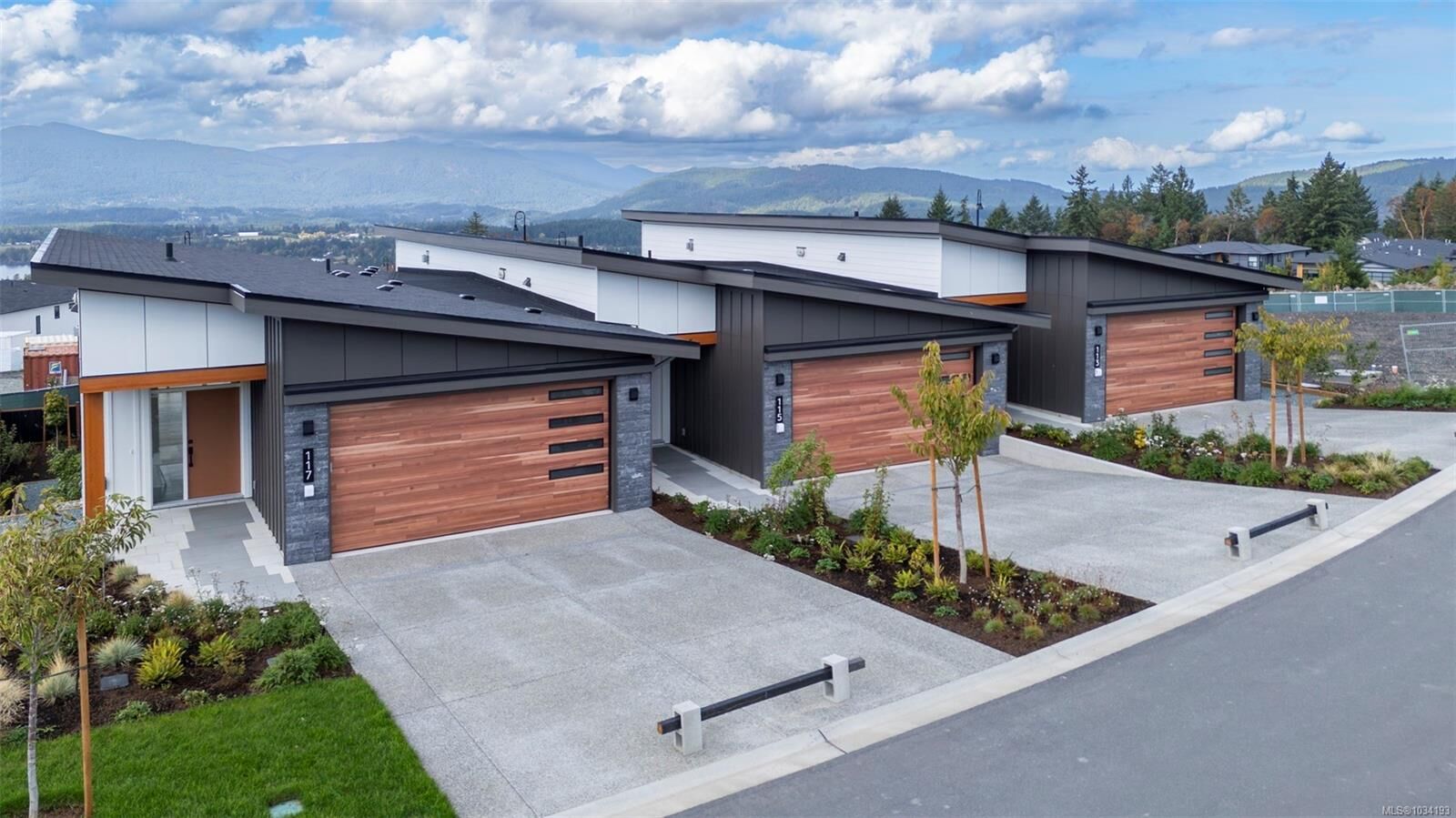 Property Photo:  3116 Woodrush Dr 125  BC V9L 0G1 