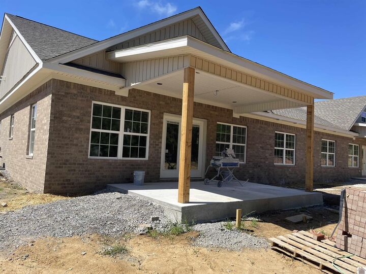 Property Photo: 160 Hidden Valley Dr KY 42003