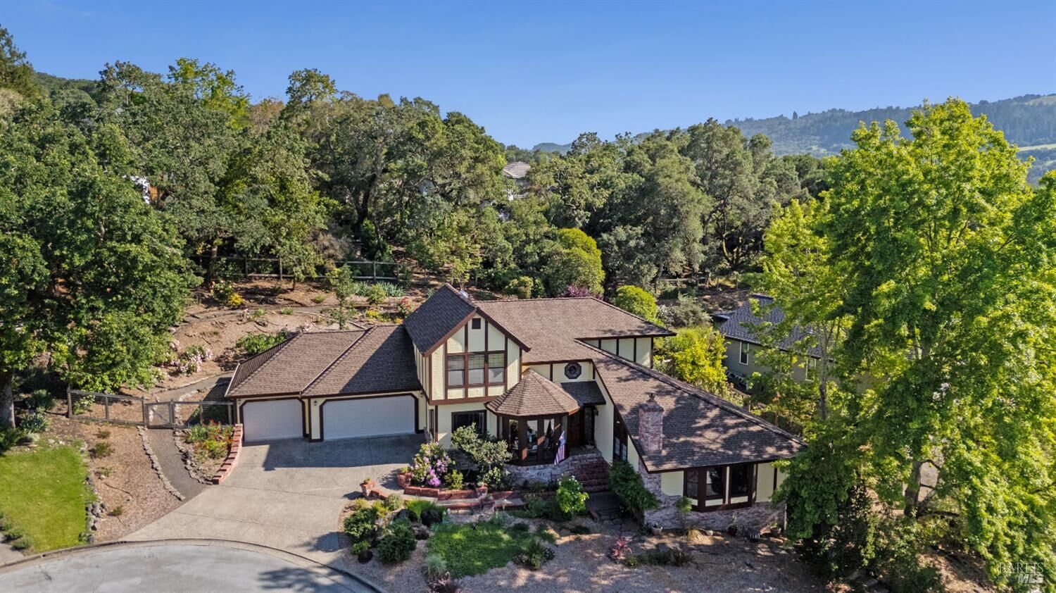 Property Photo:  3541 Foxwood Place  CA 95405 