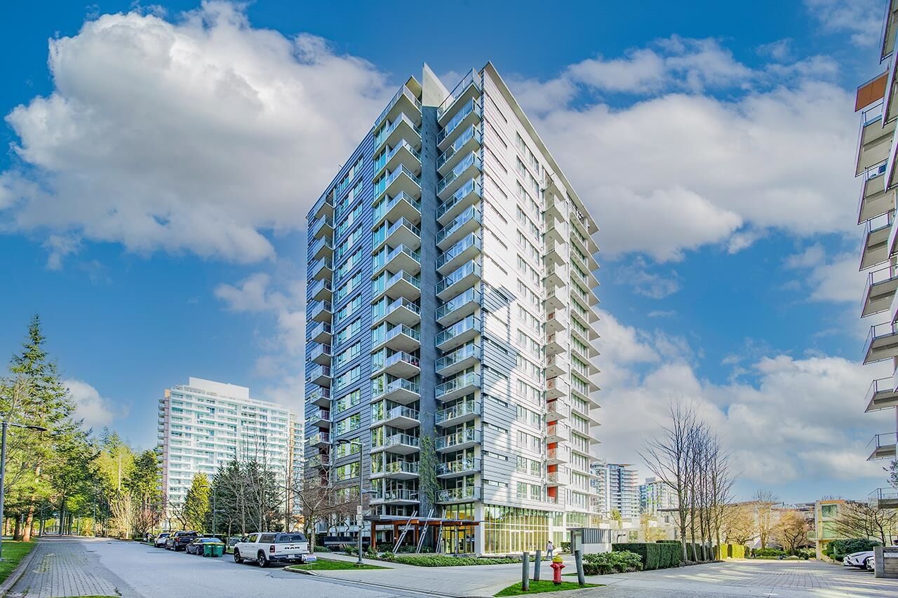 Property Photo:  5728 Berton Avenue 1206  BC V6S 0E5 