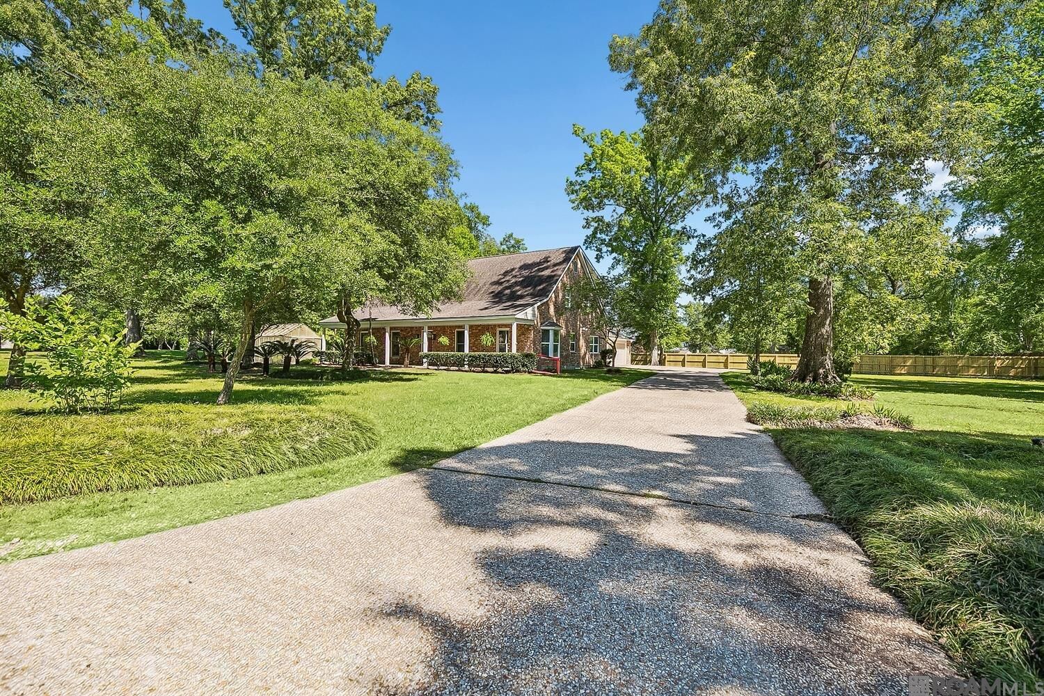 Property Photo:  37209 Manchac Ln  LA 70769 