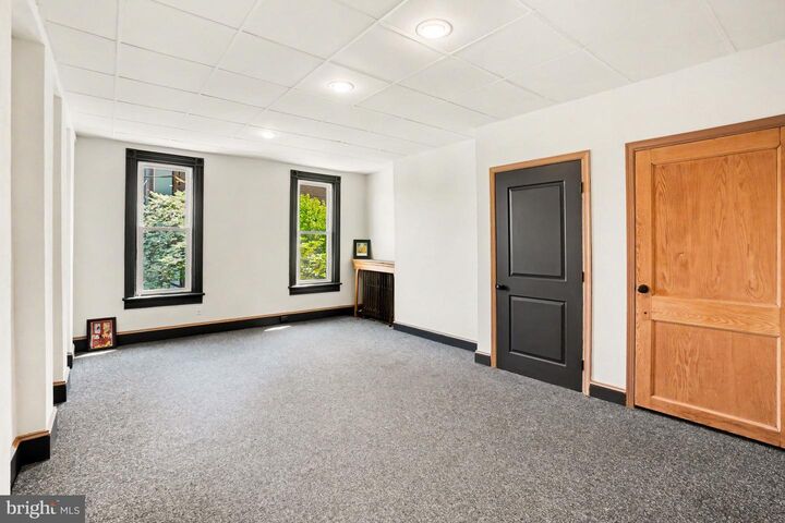 Property Photo:  9 N 6th Street  PA 17901 