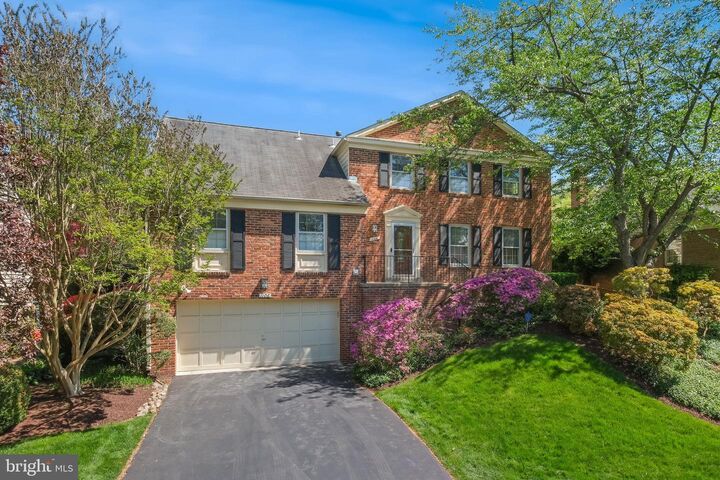 Property Photo:  1106 Pipestem Place  MD 20854 