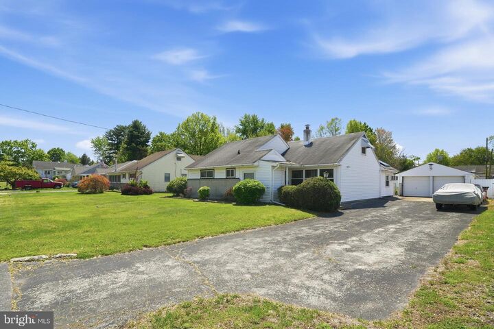 Property Photo:  2110 Chestnut  PA 19403 