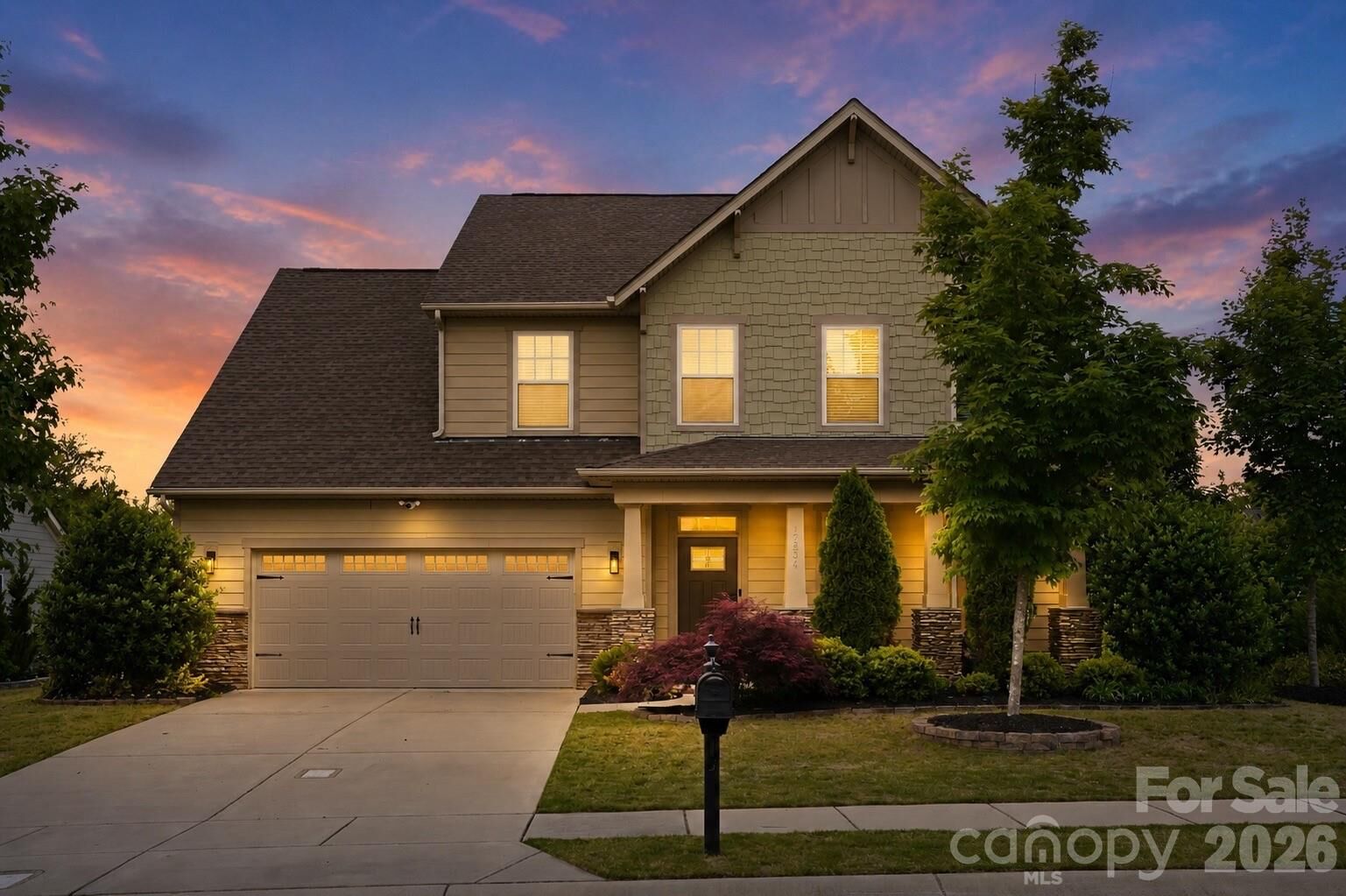 Property Photo:  17504 Austins Creek Drive  NC 28278 