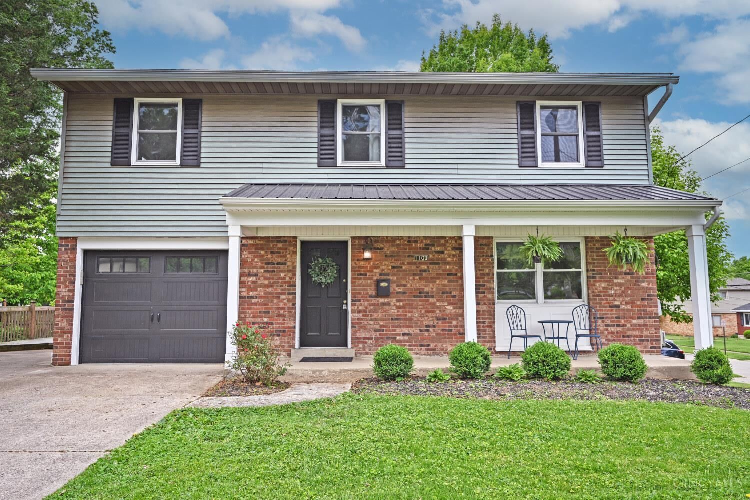 Property Photo: 1109 Lanette Drive OH 45230