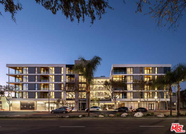 Property Photo: 9001 Santa Monica Blvd CA 90069