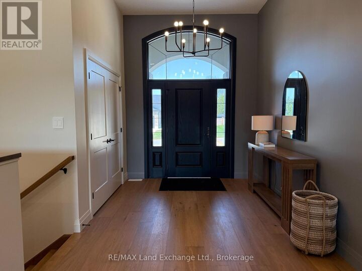 Property Photo: 926 Bogdanovic Way ON N2Z 0H3