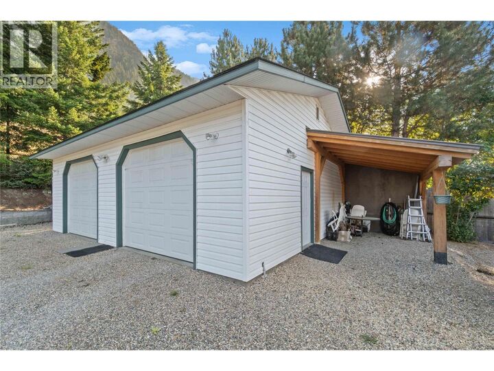 Property Photo:  760 Mobley Road  BC V0E 2X1 