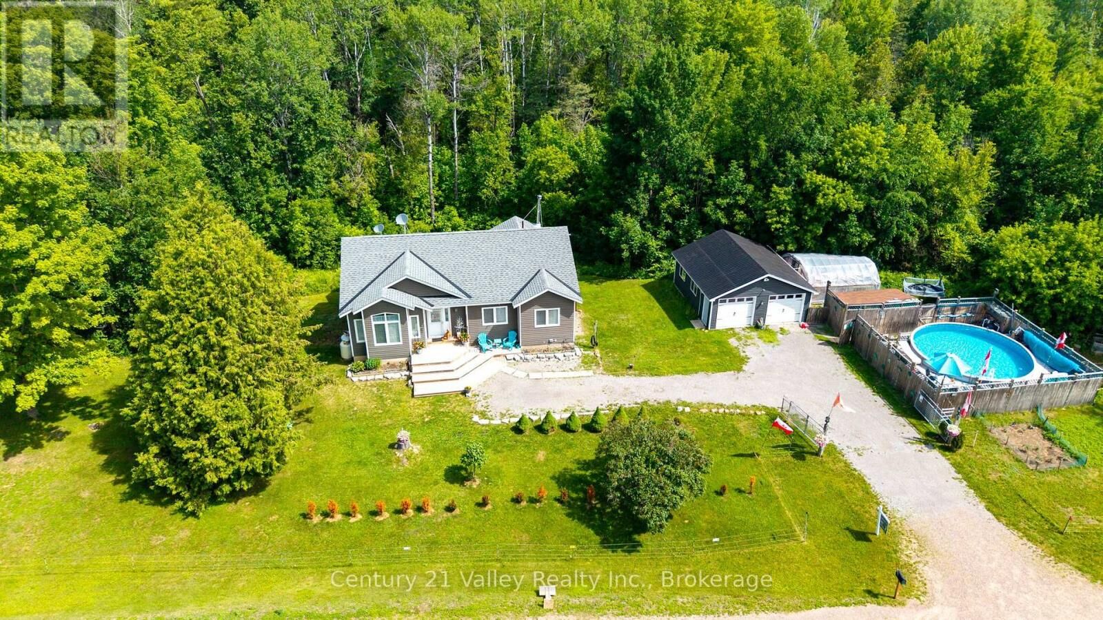 Property Photo:  6196 132 Highway  ON K0J 1N0 