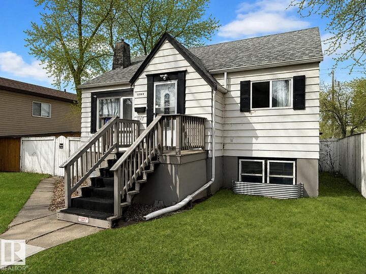 Property Photo:  11844 96 Street NW  AB T5G 1V3 